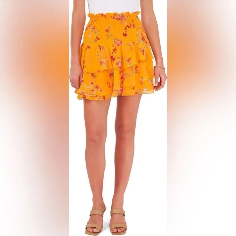 1. State NWT Floral Print Smocked Waist Miniskirt in Rose Vines Size Small